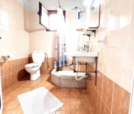 Clean and modern bathroom